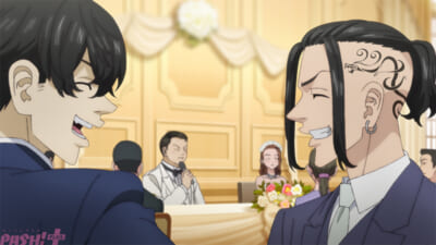 ３