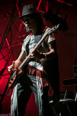 #2_Bass_田辺トシノ02