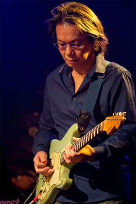 #1_Guitar_今堀恒雄01