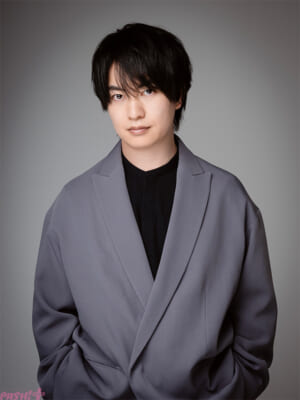 小林裕介_バストアップ