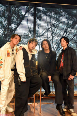 インタビューカット2