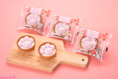 03.肉球タルト（いちご&チョコ）