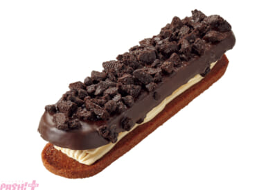 大阪ブラックサンダーザクザクチョコクッキーサンド（キャラメル）