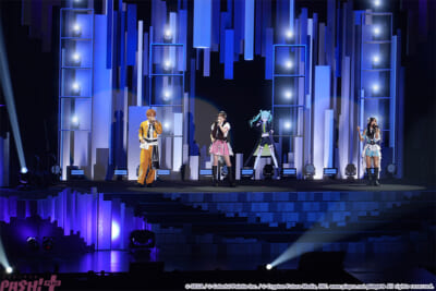 li_vi-(3)