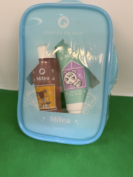 E723B4A5-46E8-40CF-A26B-12540F5D392C