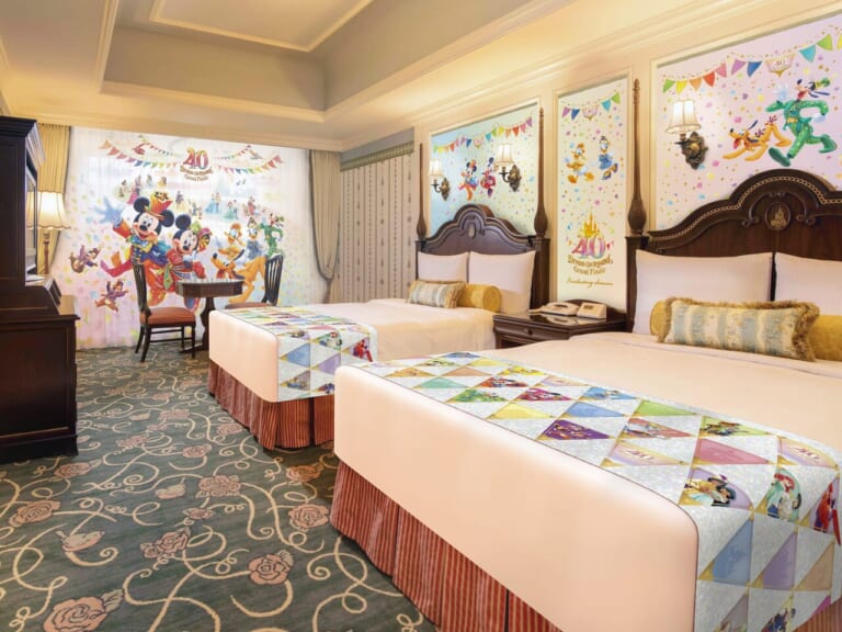 東京ディズニーリゾート40周年の締めくくりをディズニーホテルで！ 特別な客室やメモリアルグッズ付きの特別プランが登場 - PASH ...