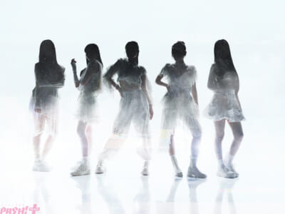 Girls-Archives