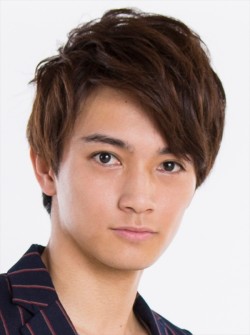 【越智友己】アー写_1130