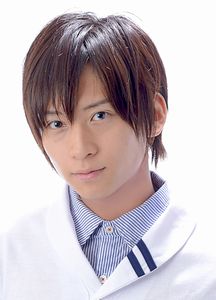 沖田総司役＝荒牧慶彦