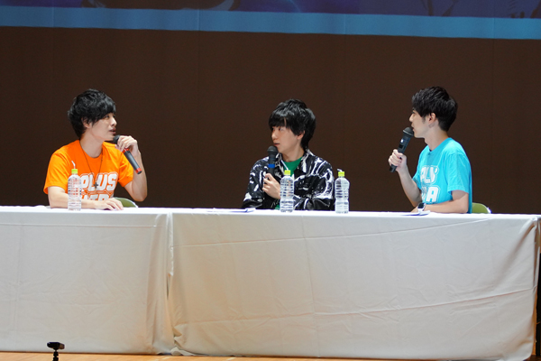 ヒロアカ 山下大輝さん 梶 裕貴さんが公開録音に岡本信彦さんを迎えて熱いトークやゲームで大盛り上がり Pash Plus