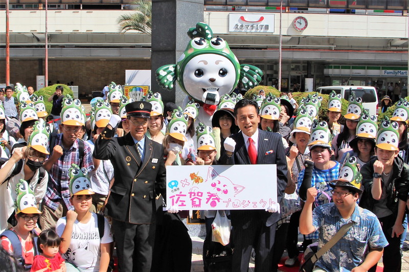 銀魂 定春が高さ2 5mの 佐賀春 像に 佐賀県コラボ 佐賀春プロジェクト が開幕 Pash Plus