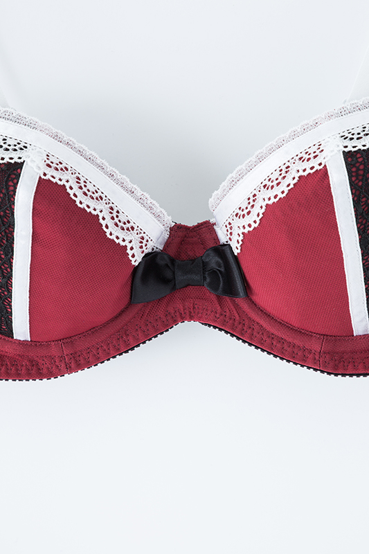 アニメ 魔法少女まどか マギカ のコラボランジェリーセット第2弾が登場 Pash Plus