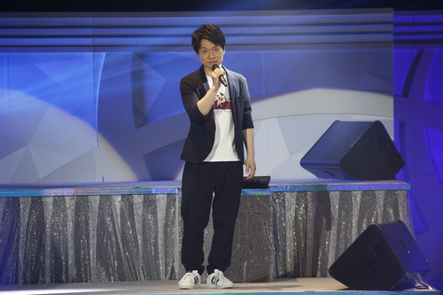 ユーリ On Stage をレポート フリーダムなクイズコーナーや朗読劇で大盛り上がり Pash Plus